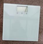 2 weegschalen, 1 met cijfers en 1 digitaal ( op batterijen), Witgoed en Apparatuur, Weegschalen, 100 kg of meer, Ophalen of Verzenden