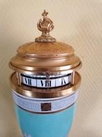 circle tournant klok 19e eeuw, Ophalen