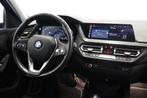 BMW 1-serie 118i High Executive Automaat - A/C Climate - App, 65 €/maand, Gebruikt, Alcantara, Origineel Nederlands