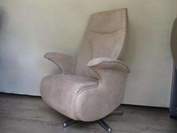 NIEUWSTAAT De Toekomst relax fauteuil stof beige gasveer M beschikbaar voor biedingen