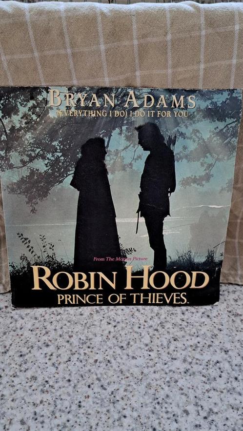 Vinyl  2 soundtrack singles  robin hood en turtles, Cd's en Dvd's, Vinyl | Filmmuziek en Soundtracks, Zo goed als nieuw, Ophalen of Verzenden