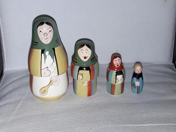 Poolse matroesjka baboesjka met neusje beschikbaar voor biedingen