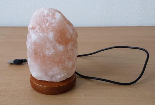 Zoutlamp met USB aansluiting - Karsten, Huis en Inrichting, Lampen | Tafellampen, Gebruikt, Minder dan 50 cm, Overige materialen