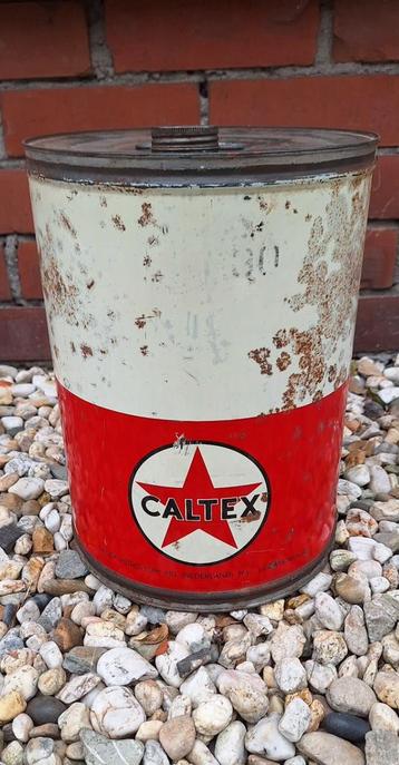 Groot vintage Caltex olievat, olieblik⛽️ beschikbaar voor biedingen