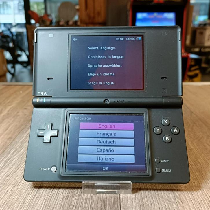 Nintendo DSi Zwart | Nette staat | Met garantie, Spelcomputers en Games, Games | Nintendo 2DS en 3DS, Zo goed als nieuw