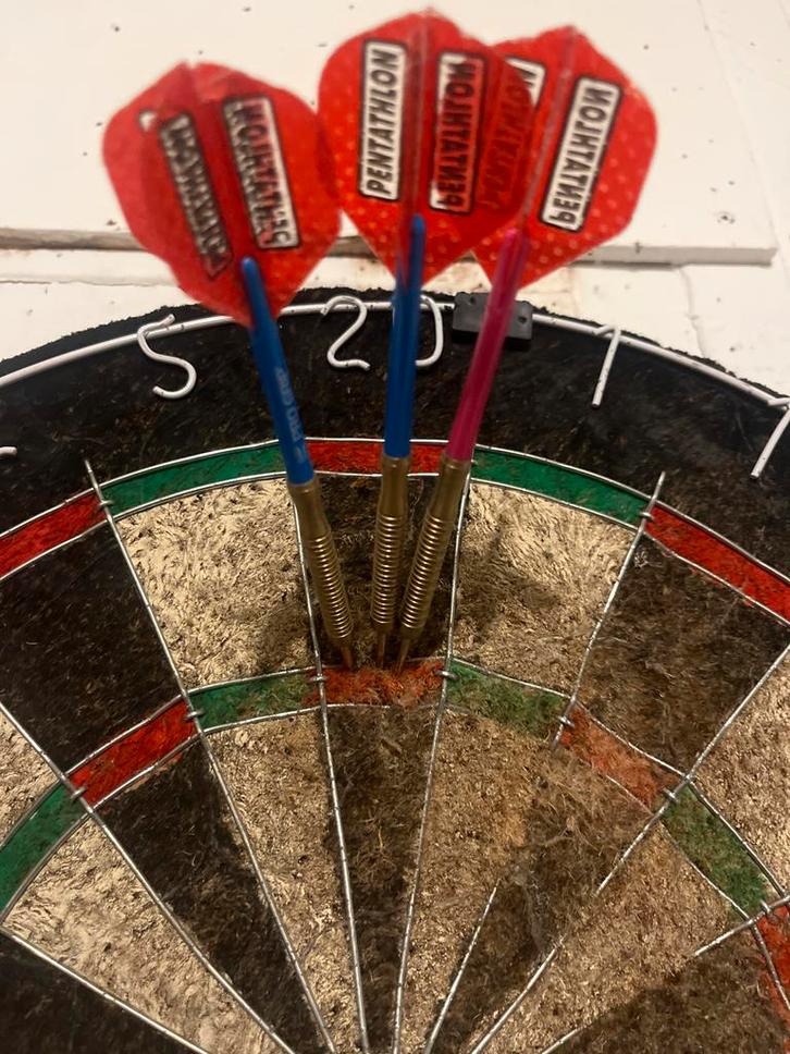 Phil Taylor Unicorn Phase 3 gold barrel darts ZEER UNIEK, Sport en Fitness, Darts, Gebruikt, Pijlen, Ophalen