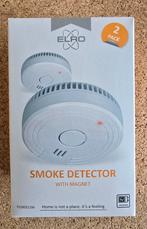 2 Smoke Detectors with  Magnet, Doe-het-zelf en Verbouw, Alarmsystemen, Ophalen of Verzenden, Nieuw, Detector, Sensor of Melder