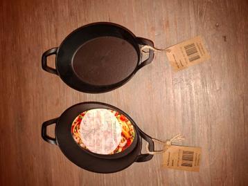 2 Gietijzeren Schaaltjes Voccelli 22cm nieuw beschikbaar voor biedingen