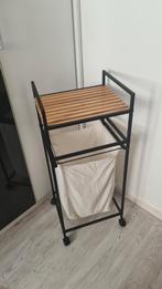 Badkamer kast met wasmand, (Half)hoge kast, Minder dan 50 cm, Ophalen of Verzenden, Zo goed als nieuw