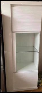 Bieden kast vitrine, Huis en Inrichting, Kasten | Vitrinekasten, Zo goed als nieuw, 150 tot 200 cm, 25 tot 50 cm, 50 tot 100 cm