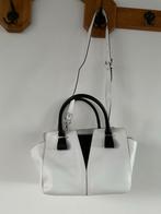 Nicoli Leather Shoulder Bag, Ophalen of Verzenden, Zo goed als nieuw, Wit, Handtas