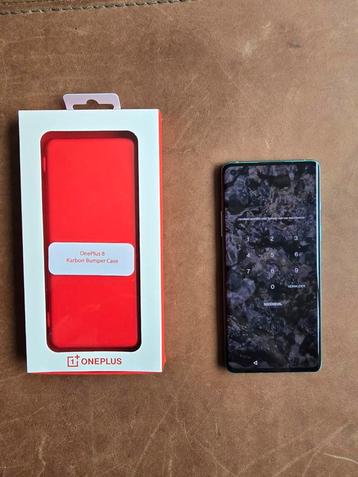 OnePlus 8 - waterschade beschikbaar voor biedingen