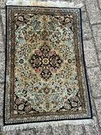 Perzisch tapijt Silk  afmetingen 58x82 cm, Ophalen of Verzenden
