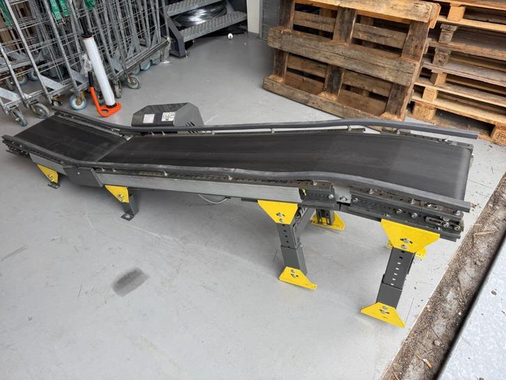Z Transportbanden / Opvoerband schuin gebruikt 30 cm knapp b, Doe-het-zelf en Verbouw, Gereedschap | Machine-onderdelen en Toebehoren