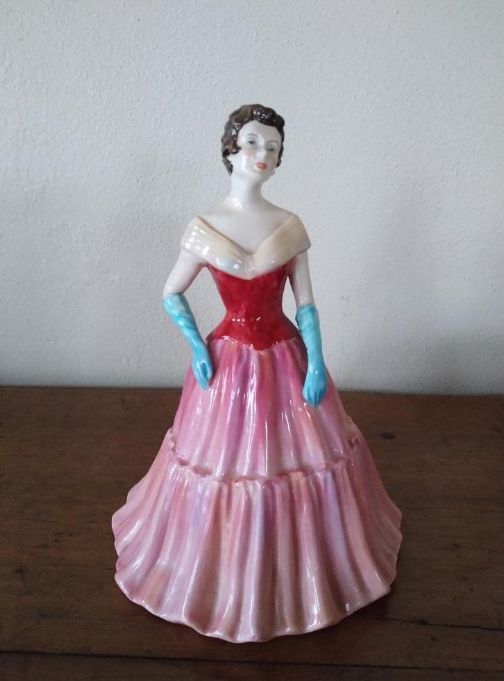 Engels beeldje / figuur van Paragon, debutant, Antiek en Kunst, Curiosa en Brocante, Ophalen of Verzenden