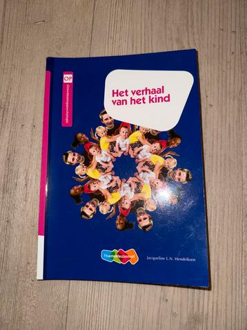 Het verhaal van het kind beschikbaar voor biedingen