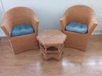 rotan stoelen en tafel, Ophalen, Twee, Bruin, Zo goed als nieuw