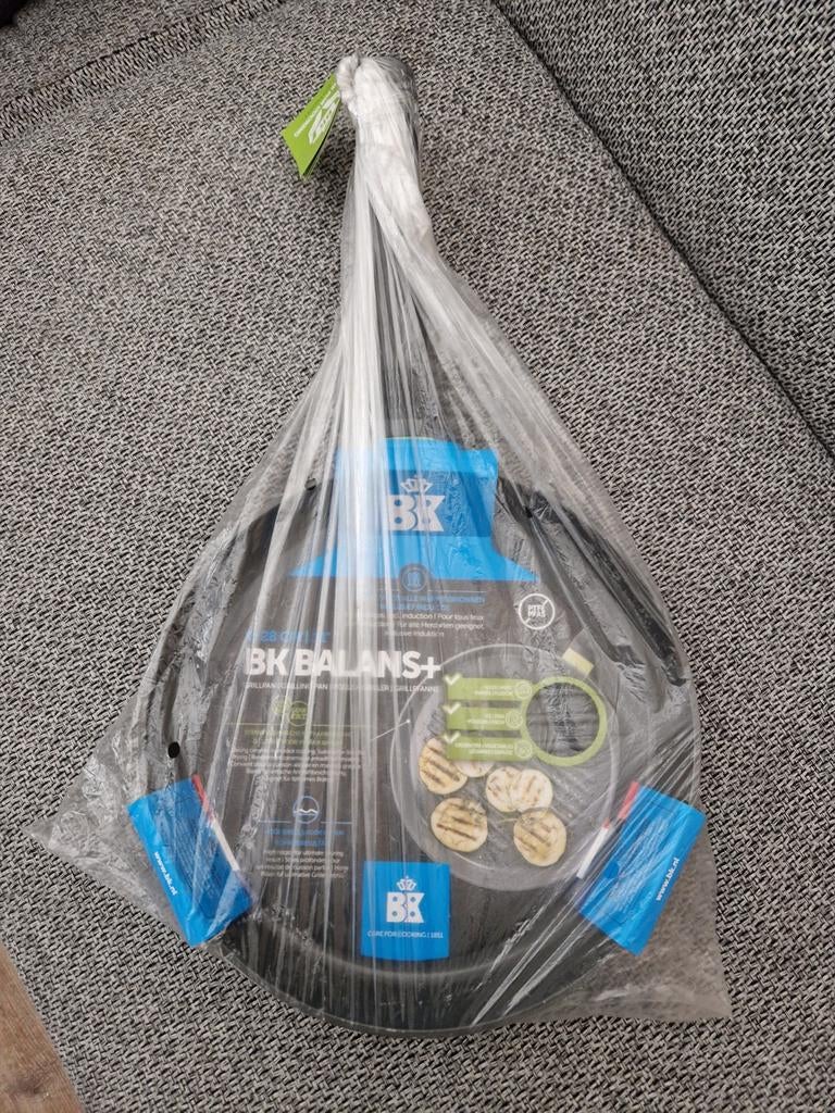 ☆ Nieuwe ☆ Grillpan, Van het merk: BK. Doorsnee 28cm., Ophalen of Verzenden, Nieuw, Overige typen, Keramische plaat