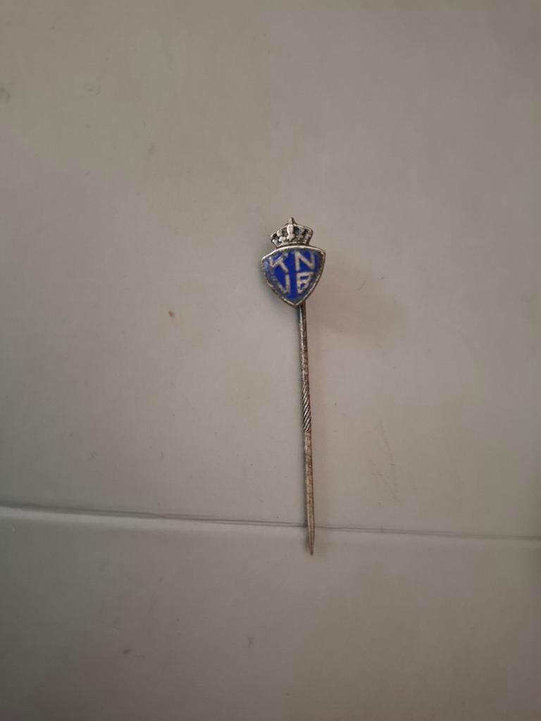 Speldje KNVB, Ophalen of Verzenden, Nieuw, Sport, Speldje of Pin