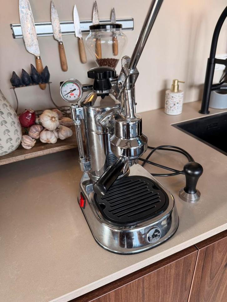 La Pavoni Professional Pre-Millennium - Gereviseerd, Witgoed en Apparatuur, Koffiezetapparaten, Refurbished, Gemalen koffie, Espresso apparaat
