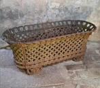 Oude antieke gietijzeren victoriaanse jardiniere plantenbak, Ophalen, Gebruikt, Minder dan 30 cm, T