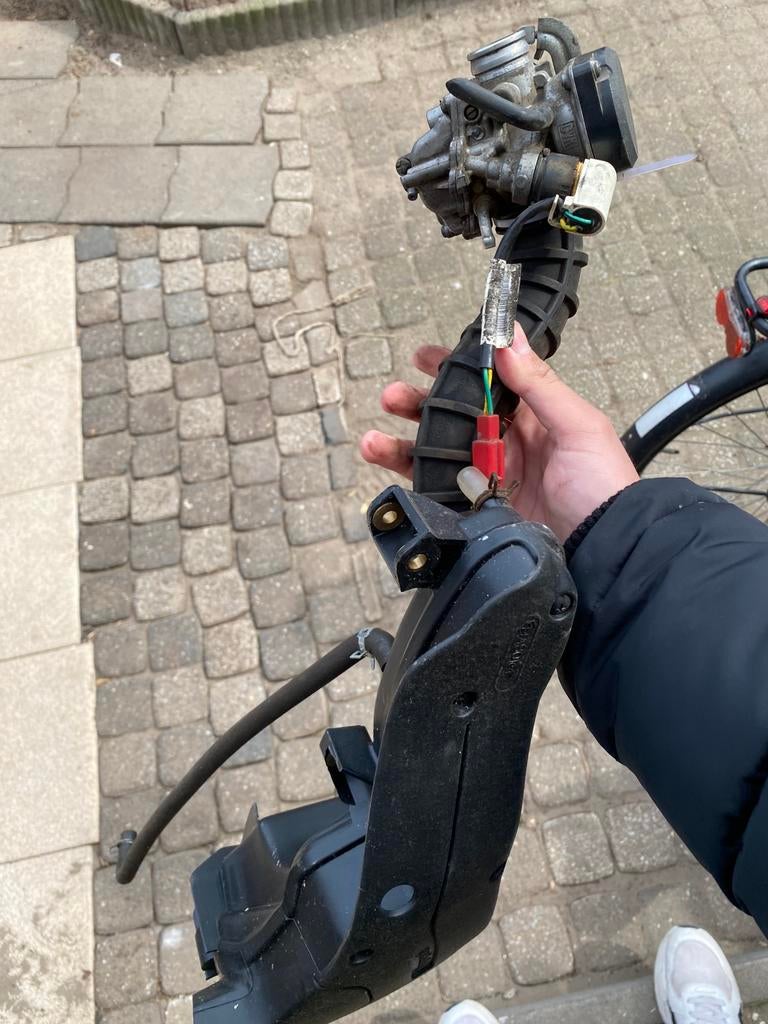 Zip carb en lucht filter, Fietsen en Brommers, Ophalen, Zo goed als nieuw, Tweetakt