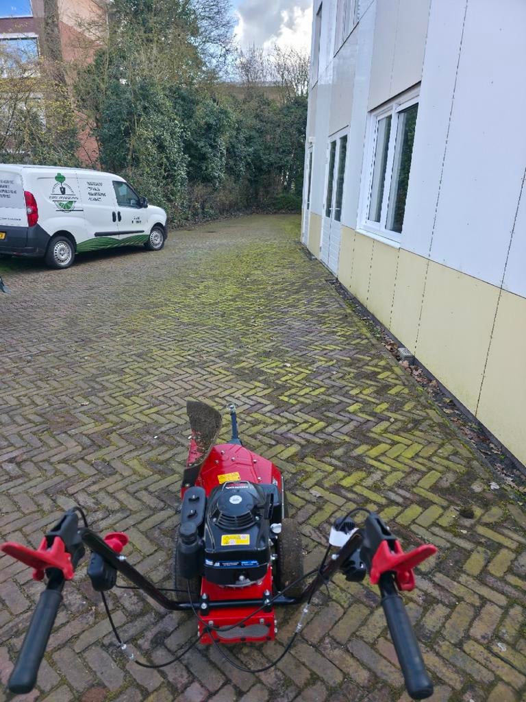 Professionele manier van het verwijderen van onkruid., Ophalen, Nieuw, Tielbürger