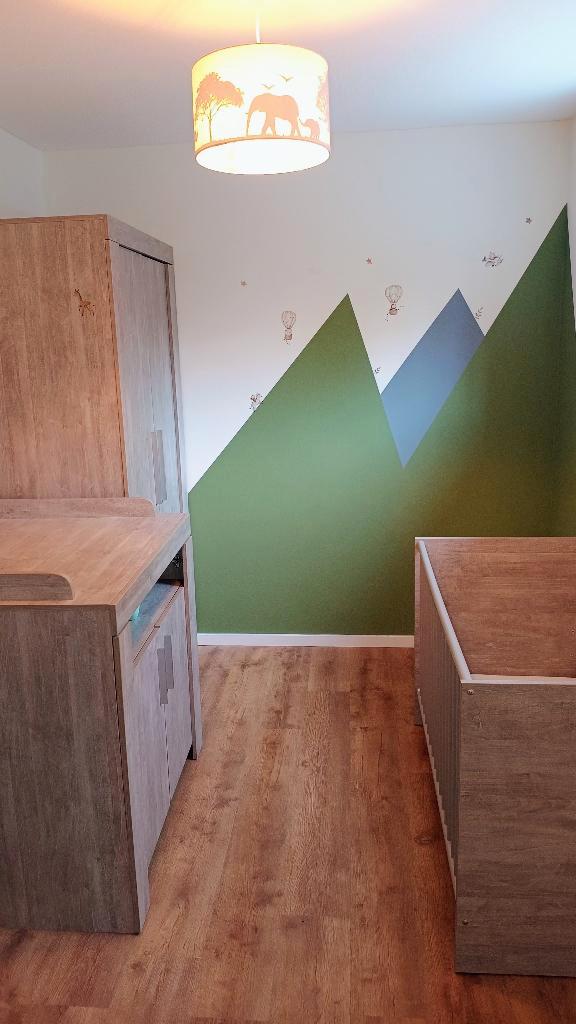 Ledikant & commodo + gratis kledingkast (TWF), Kinderen en Baby's, Kinderkamer | Complete kinderkamers, Gebruikt, Jongetje of Meisje