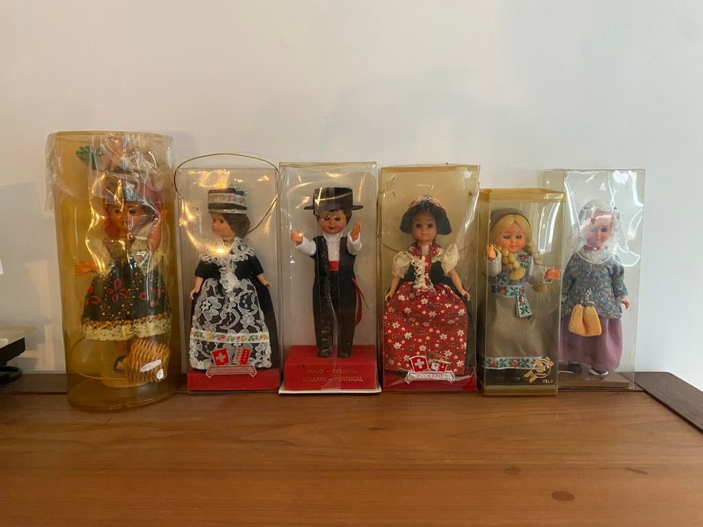 Collectie Diverse Klederdracht Poppen Jaren 60-70, Ophalen of Verzenden, Gebruikt, Pop