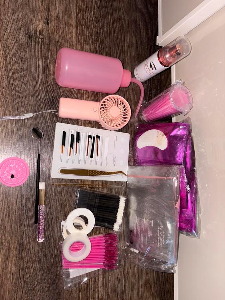 Complete lash & brow kit – professioneel pakket, Sieraden, Tassen en Uiterlijk, Uiterlijk | Cosmetica en Make-up, Zo goed als nieuw