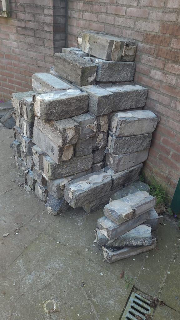 Gebruikte betonnen stenen voor diverse projecten, Doe-het-zelf en Verbouw, Metselstenen, Ophalen, Gebruikt, Beton
