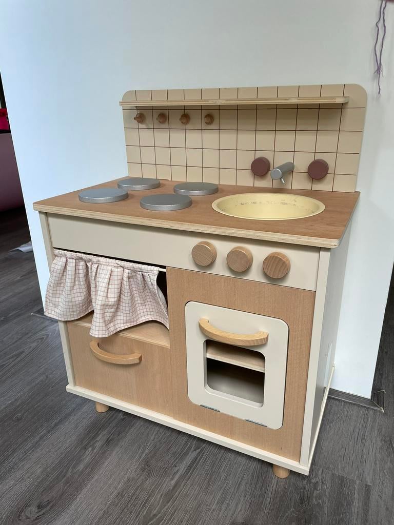 Zara Home keukentje, Kinderen en Baby's, Ophalen of Verzenden, Zo goed als nieuw, Meubelstuk of Keukentje