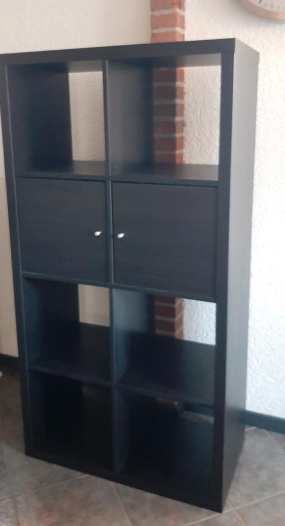 Ikea kallax Vakkenkast met 2 deurtjes, Huis en Inrichting, Kasten | Wandmeubels, Zo goed als nieuw, Ophalen