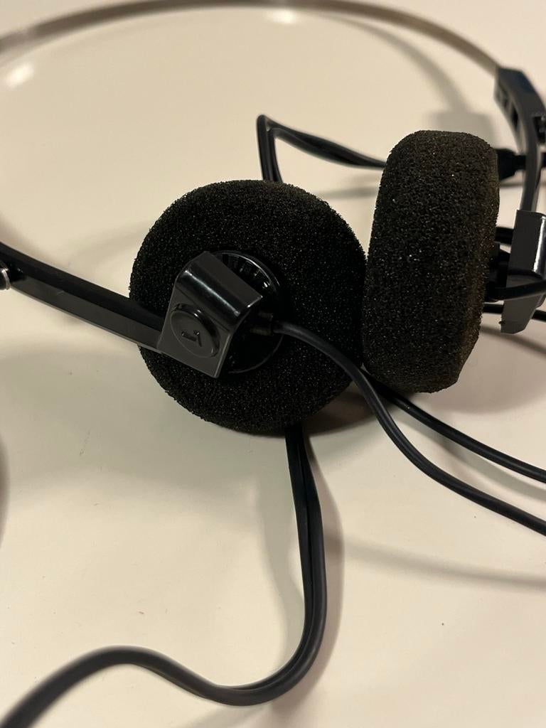 Vintage Bedrade Koptelefoon - Lichtgewicht & Comfortabel, Audio, Tv en Foto, Koptelefoons, Ophalen of Verzenden, Gebruikt, Op oor (supra aural)