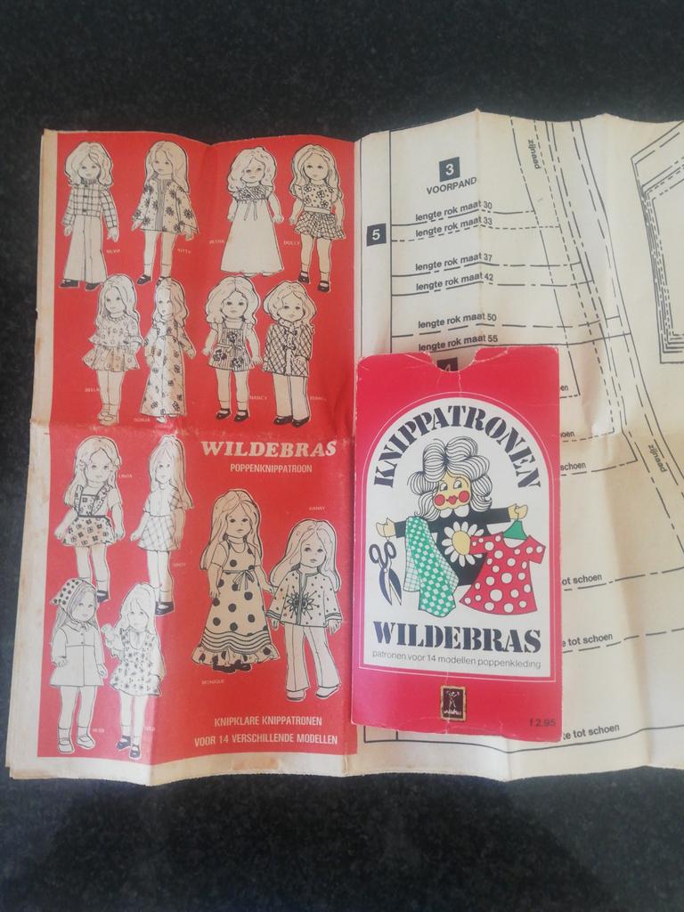 Wildebras poppenkleding knippatronen, Hobby en Vrije tijd, Kledingpatronen, Ophalen of Verzenden