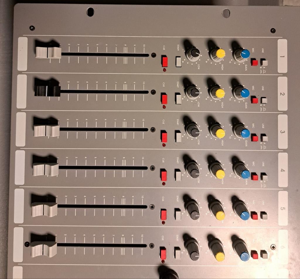 D&R Mengpaneel, Muziek en Instrumenten, Mengpanelen, Ophalen of Verzenden