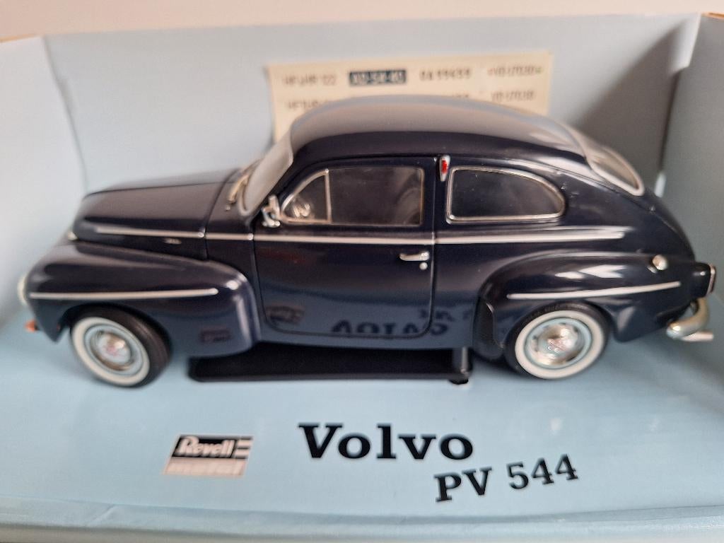 Volvo PV544 Katterug Revell 1/18, Ophalen of Verzenden, Zo goed als nieuw, Auto, Revell