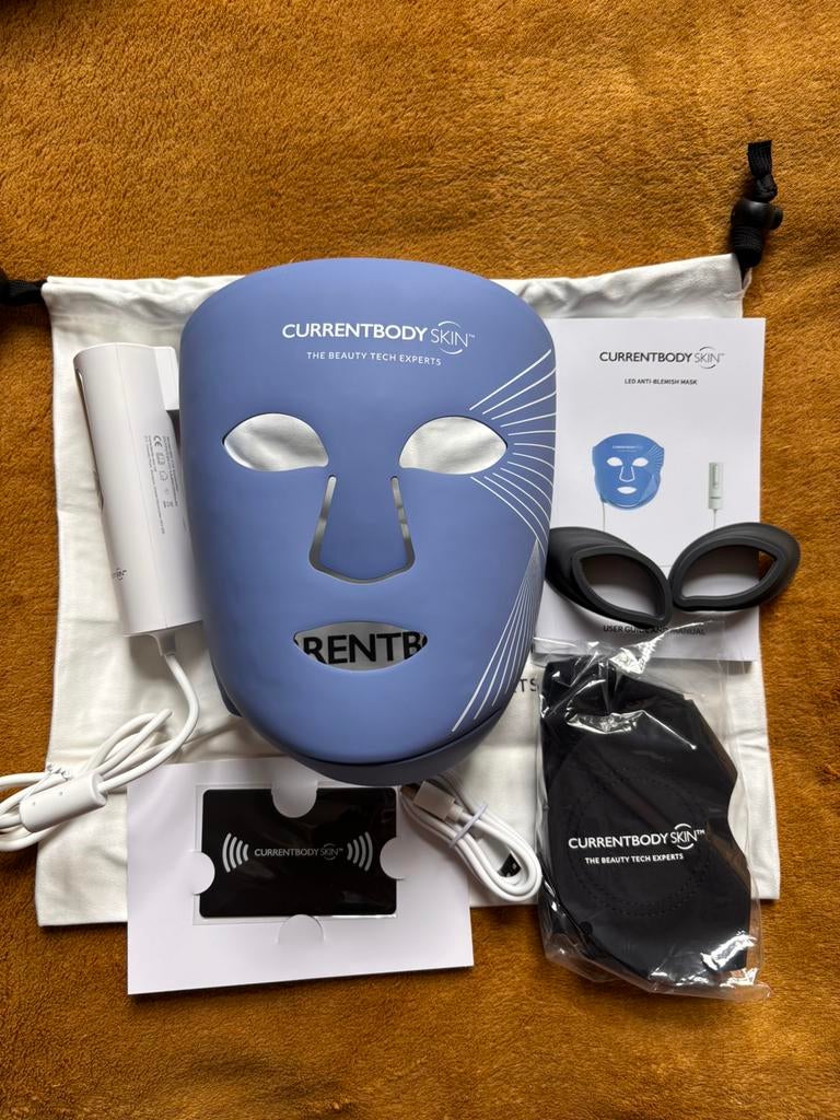 Face Mask LED Blue Light Therapy CurrentBody, Sieraden, Tassen en Uiterlijk, Uiterlijk | Gezichtsverzorging, Ophalen of Verzenden