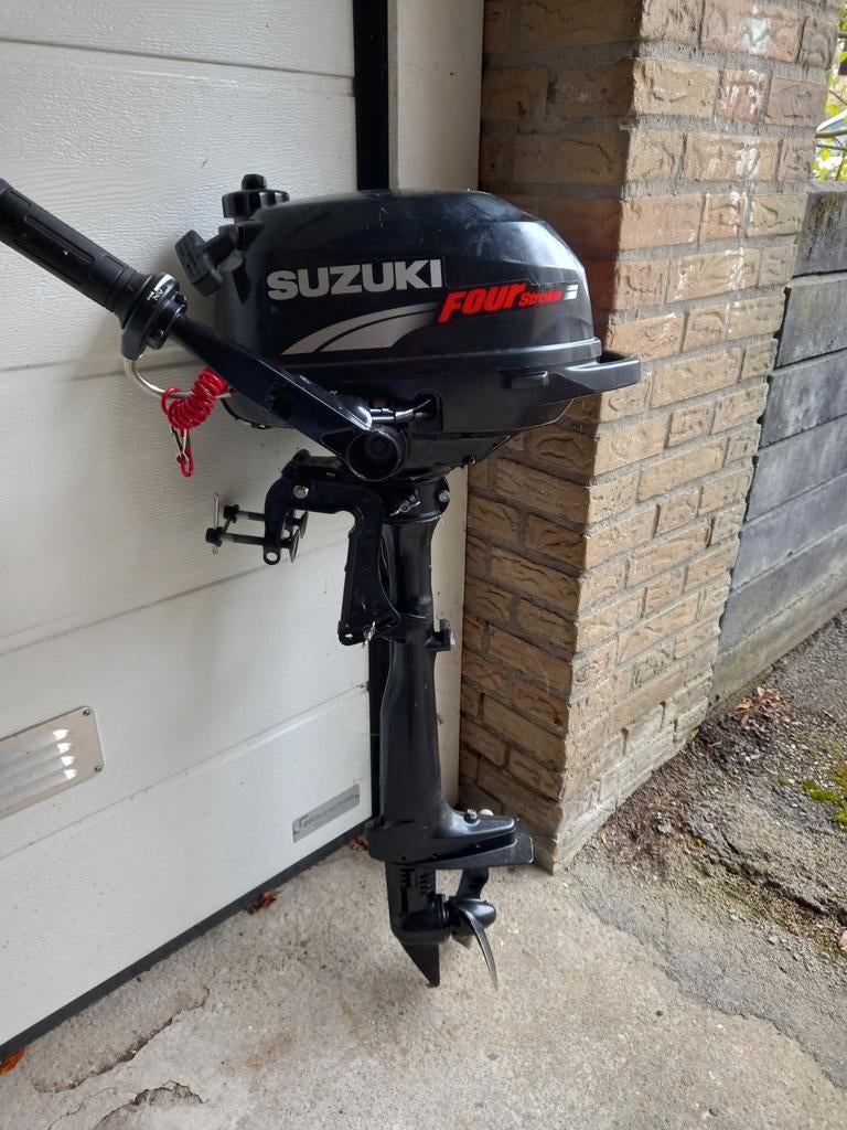 Bootje , bb motor en ligplaats, Ophalen, Gebruikt, Benzine, 5 tot 10 pk