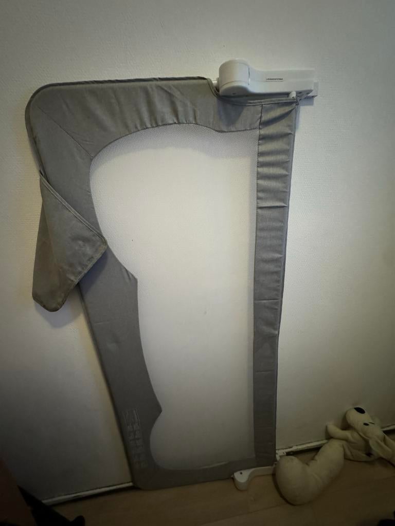 Olionelo oprolbaar bedhekje voor baby's - grijs, Overige materialen, Gebruikt, Oprolhekje, Ophalen of Verzenden