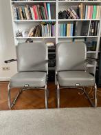 Twee comfortabele businessstoelen uit de Arena, Ophalen, Gebruikt, Twee, Metaal
