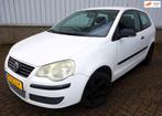 Volkswagen Polo 1.2 Easyline { APK tot 21-04-2027, Stof, Gebruikt, Zwart, Wit