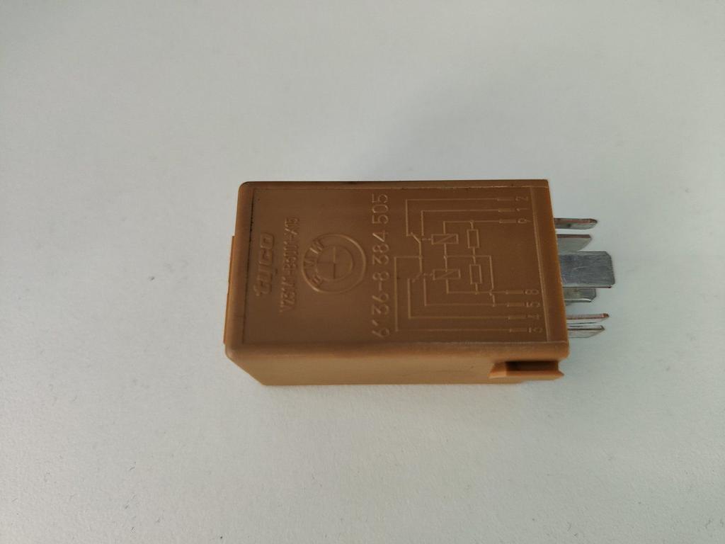 Ruitenwisser relais bruin BMW 3 / 5 / 6 / 7 / X3 / X5 838450, Auto-onderdelen, Gebruikt, -, Ophalen of Verzenden, -