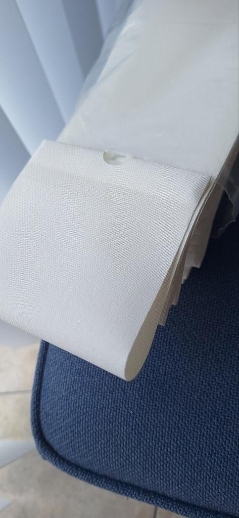 Witte verticale lamellen, Huis en Inrichting, Stoffering | Gordijnen en Lamellen, Ophalen, 200 cm of meer, Nieuw, 200 cm of meer