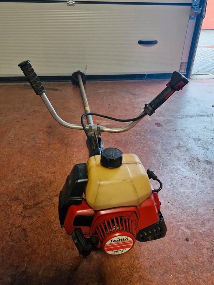 Robin bosmaaier, Tuin en Terras, Bosmaaiers, Gebruikt, Benzine, Ophalen