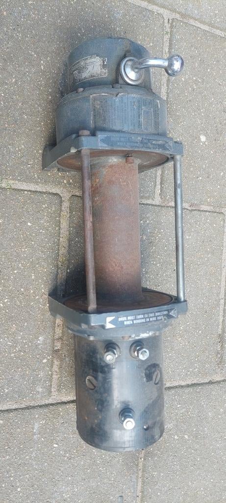 Klassieke lier jaren '80 voor 4x4 - Werking onbekend, Ophalen