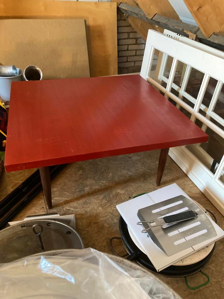 Salontafel rood, Gebruikt, 50 tot 100 cm, Vierkant, Kersenhout