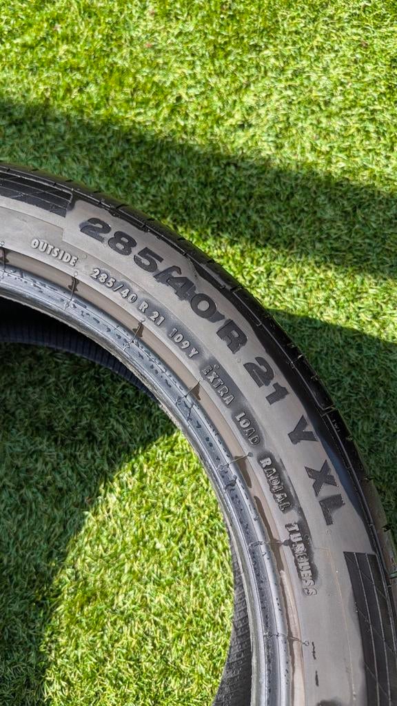 2x Continental ContisportContact 285/40 R19 Y XL, Gebruikt, 255 mm, Band(en), Terreinwagen