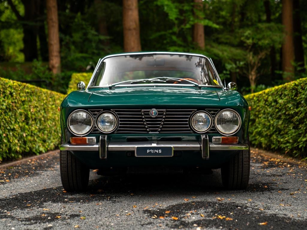 Alfa Romeo 2000 GTV | Origineel Nederlands | Volledige histo, Auto's, 1962 cc, Origineel Nederlands, Handgeschakeld, 131 pk