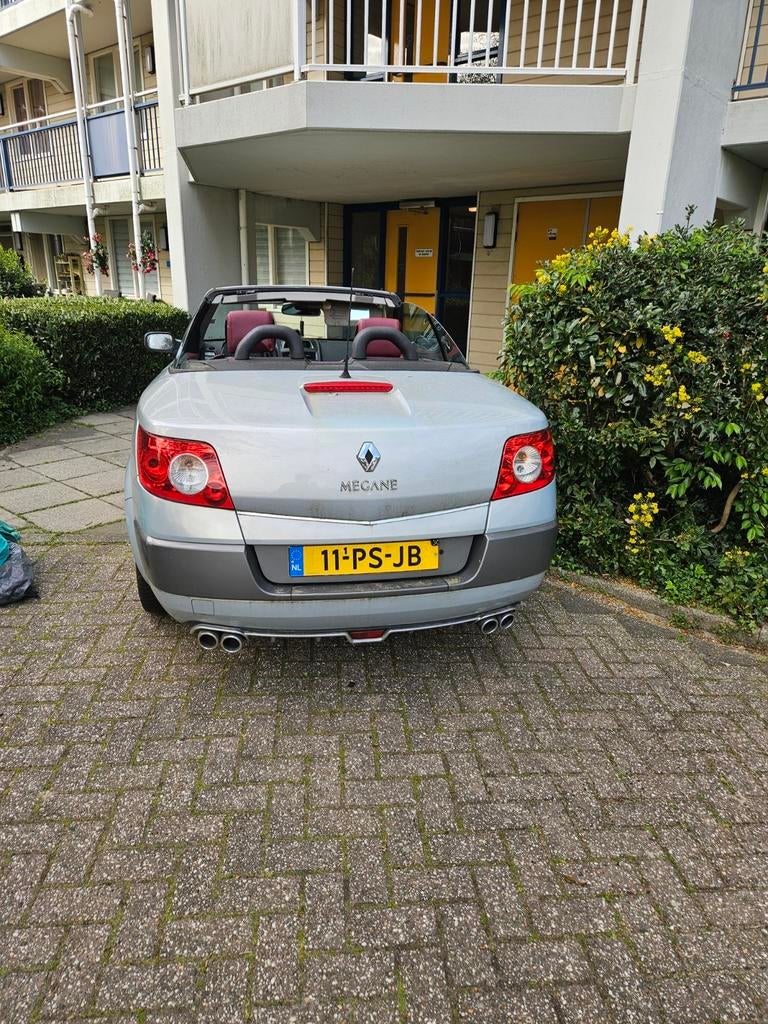 Renault Mégane 1.6 16V Autcom Cabrio 2004 Grijs, Auto's, Renault, Voorwielaandrijving, 1295 kg, 4 cilinders, Cabriolet